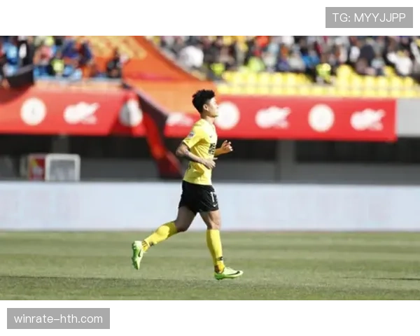 纳乔防守再获盛赞，稳固后防成球队关键支柱