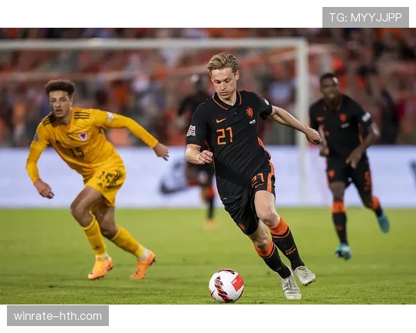 英超豪门转会动态：夏窗引援策略与阵容调整备受关注