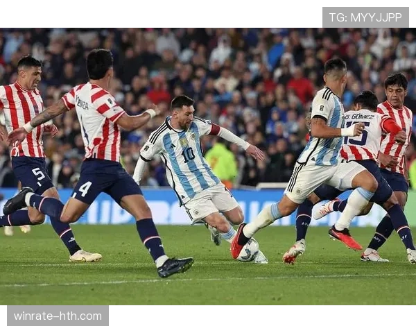 秘鲁队反击效率提升,近期比赛展现高效进攻转换 秘鲁队反击效率提升,近期比赛展现高效进攻转换