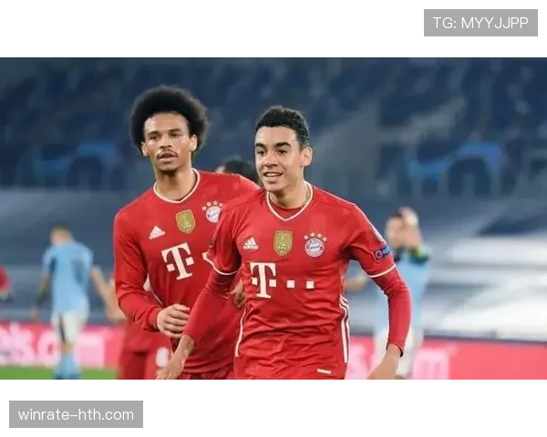 穆西亚拉 vs 穆勒:进攻中场位置传承与战术角色演变 穆西亚拉 vs 穆勒:进攻中场位置传承与战术角色演变